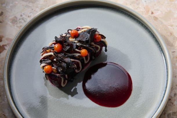 Rande mit grünem Pfeffer by Christian Vogel Rande mit grünem Pfeffer & Geräucherte Petersilienwurzelcreme