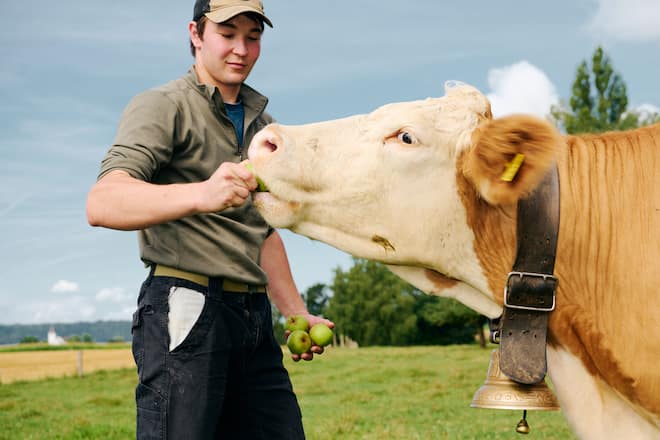 GMC Rest. Augarten Untere Steig 15, 8462 Rheinau ZHRubrik Schweizer FleischSchwestern Nicole (Gastgeberin) und Anica (Köchin) Schmid