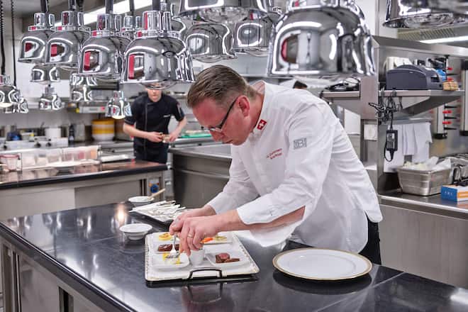 Gregor Zimmermann Bellevue Palace Bern erhält Orden Mérite agricole 2022