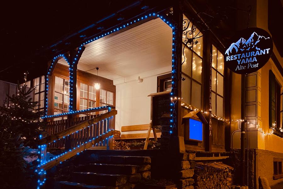 Yama Post Davos