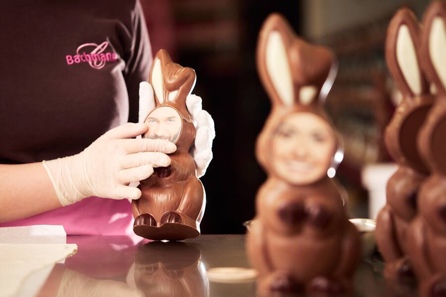 Confiserie Bachmann Ostern Trendhäsli & Face Bunny März 2021