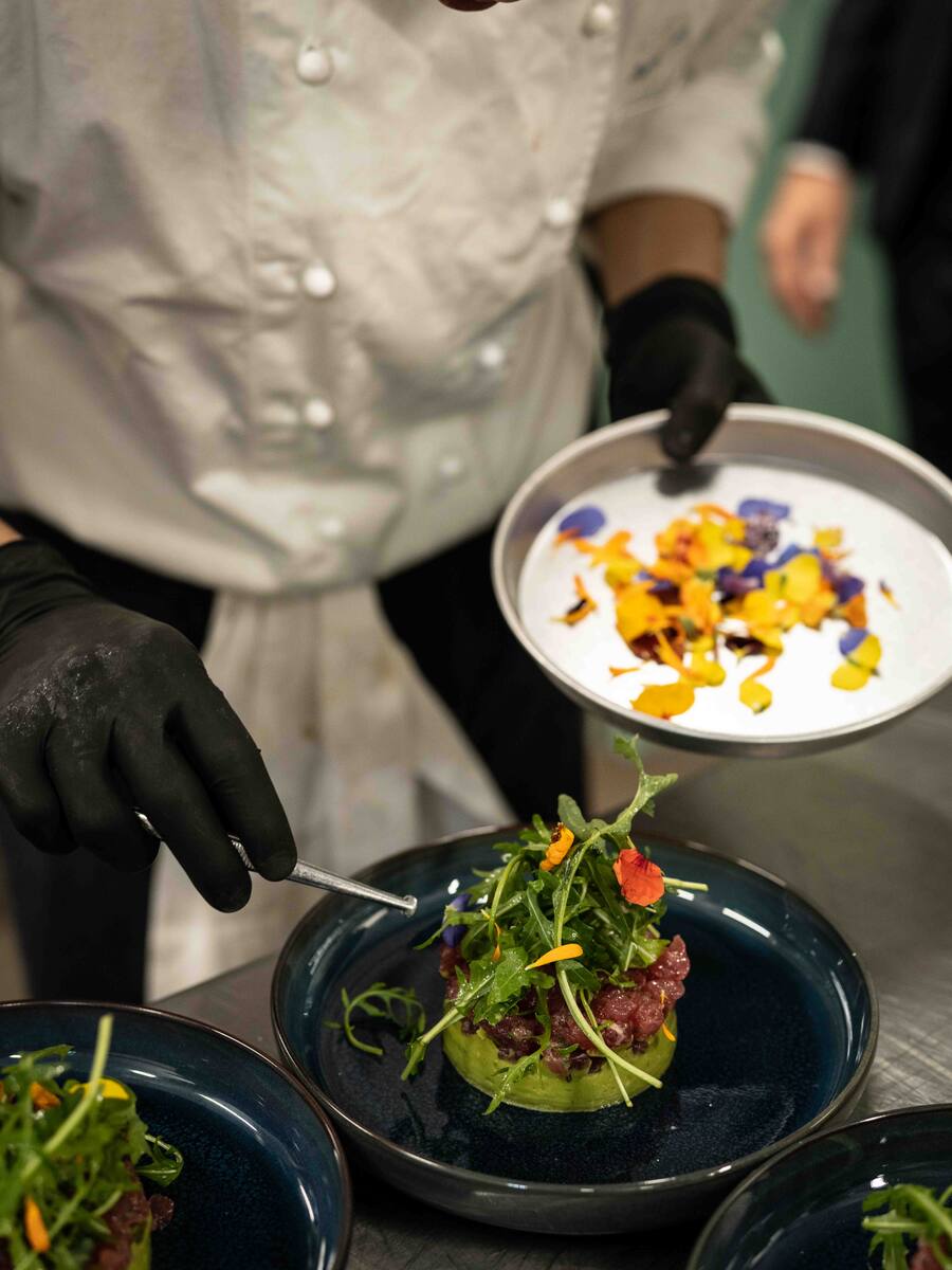 GAULTMILLAU-CHANNEL-KIOSQUE-DES-BASTIONS-GENEVE