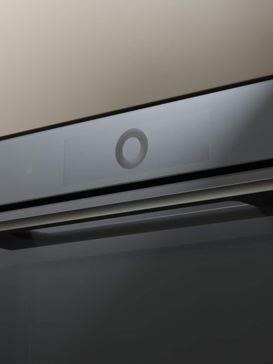 Bei V-Zug-Geräten steuert man alles per Fingerdruck.