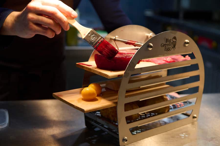 Birdy's by Achtien, Chef Christian Vogel, Restaurant in Brunnen, SZ, Big Green Egg