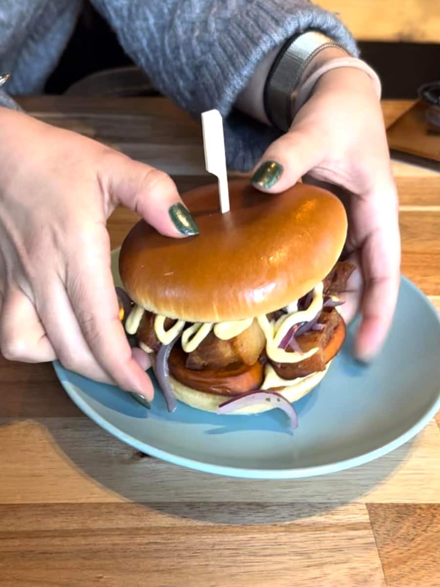 GAULTMILLAU-CHANNEL-GENEVE-CAROUGE-ENVIE-FOOD-HALL